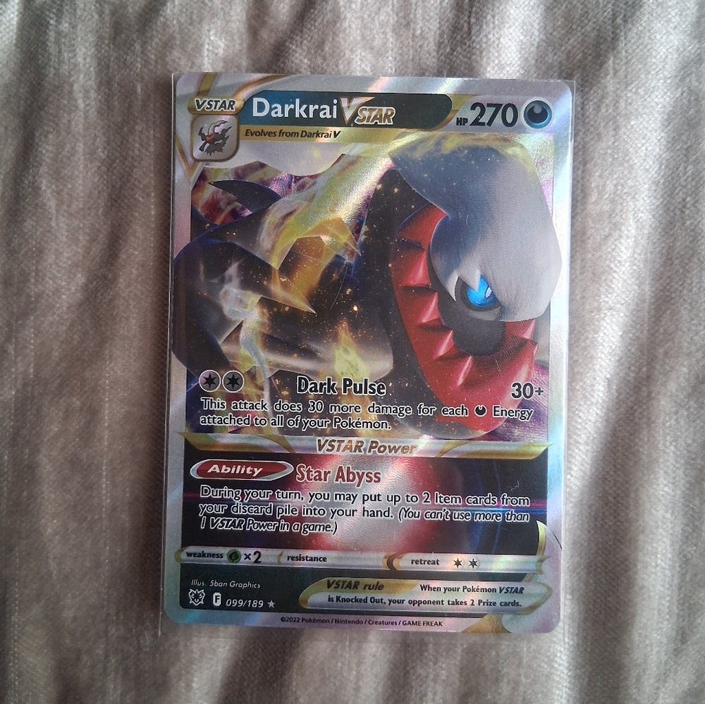 Pokemon Trading Card - Darkrai VSTAR with Black and Gold